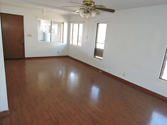 5th image of 818 Makaala Dr