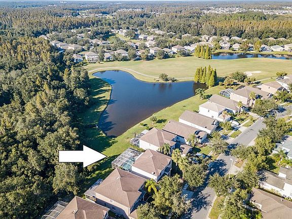 3rd image of 18158 Sandy Pointe Dr