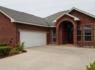 2423 E 7th Ave, Mission, TX 78572