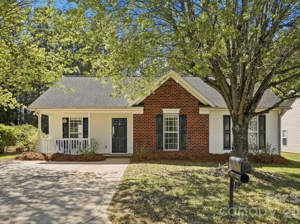 555 Annalinde Ln, Rock Hill, SC 29732