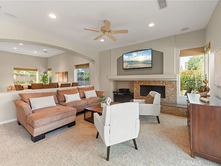 70 Rocio Ct — Photo 15