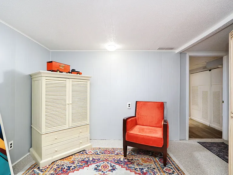 411 Timberwick Pl — Photo 32