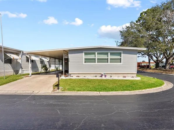 10429 Peaceful Dr, Largo, FL 33773