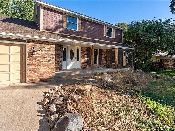 3rd image of 1331 Willow Cir