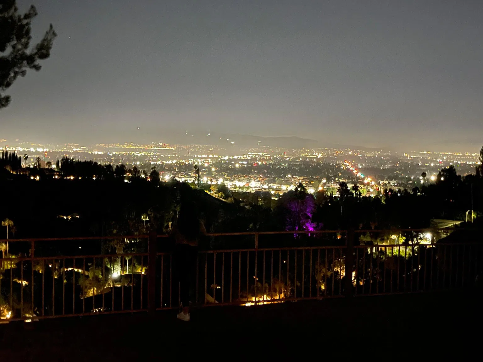 3 bed, 2500 sqft, $10,000 — Photo 2