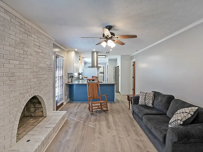 752 Mountainbrooke Cir — Photo 19