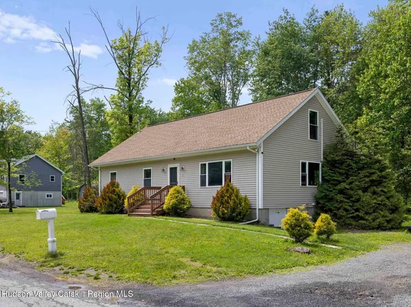 21 Pine Street, West Hurley, NY 12491