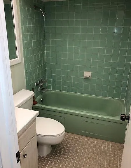 2589 Eastill Dr — Photo 9