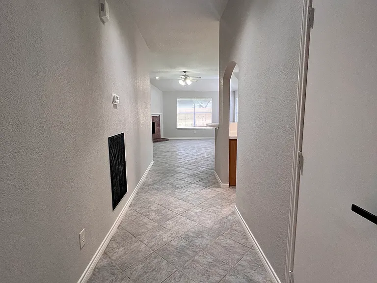 5818 Toddington Rd — Photo 11
