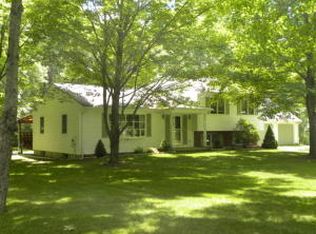 2073 Swamp Rd, Richmond, MA 01254