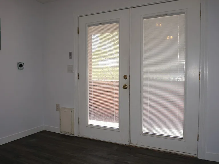 3671 W Cordele Cir — Photo 8