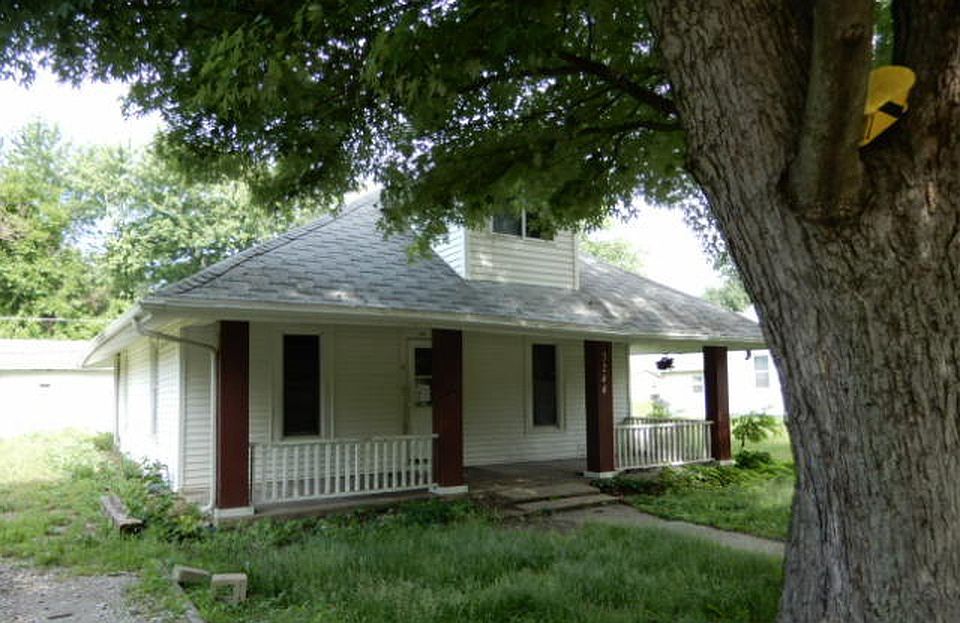 1st image of 3244 N 24th St