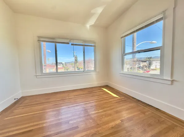 835 40th St APT 3, Emeryville, CA 94608