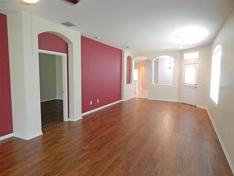 5925 Sandhill Ridge Dr — Photo 16