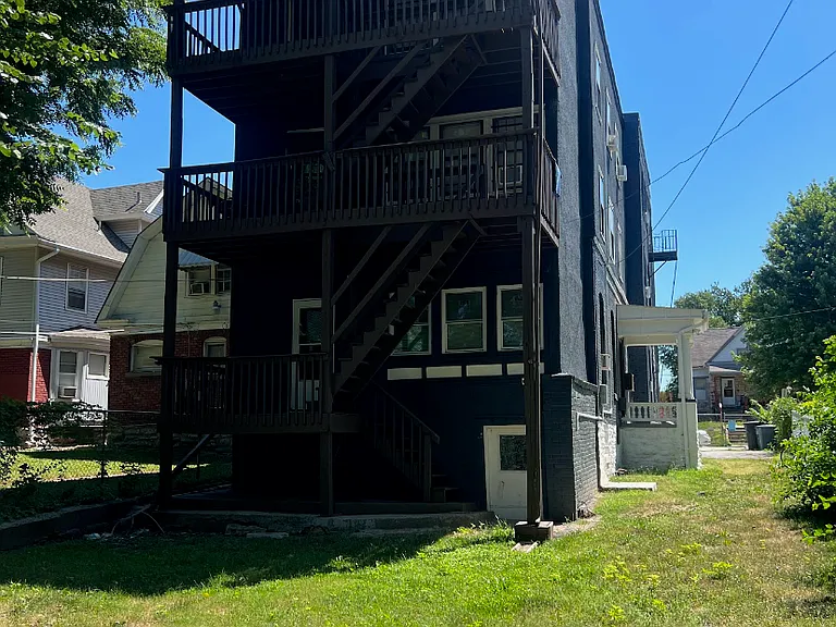 2714 Olive St #1W — Photo 3