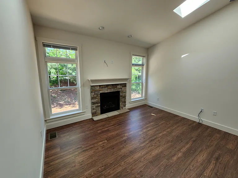 5435 Mendenhall Dr — Photo 24