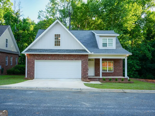 118 Fox Fire Ct, Dublin, GA 31021