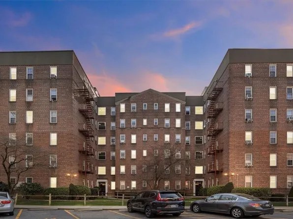 754 Bronx River Road #B15, Yonkers, NY 10708