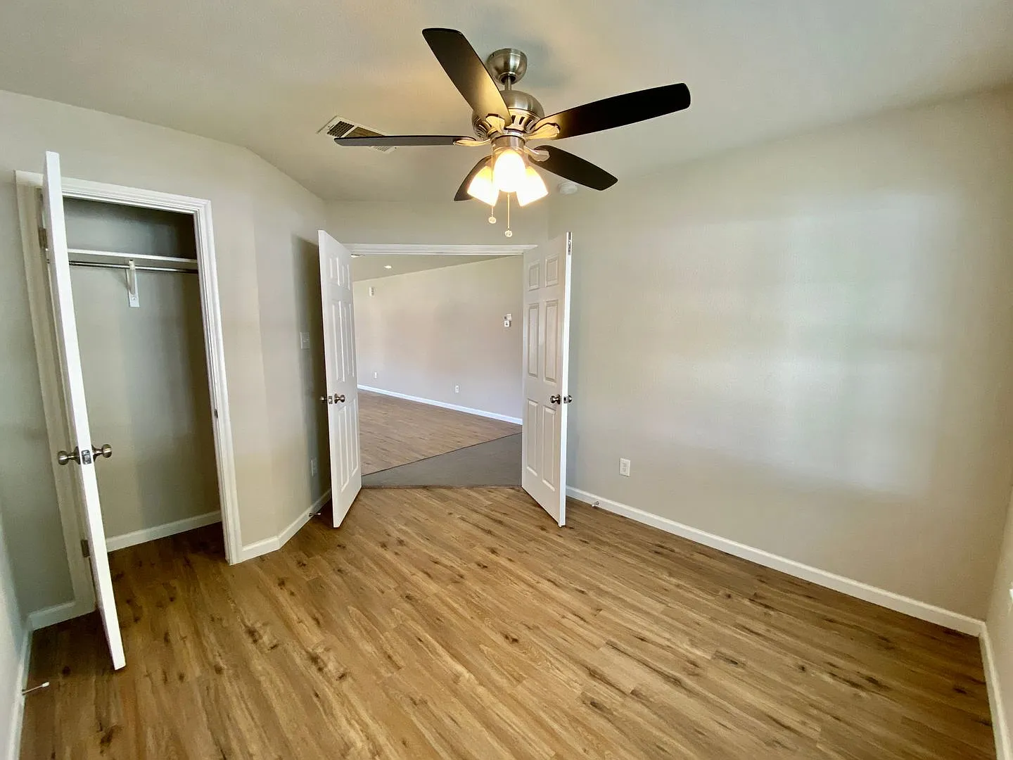 Updated 3/2 in Round Rock!! — Photo 4