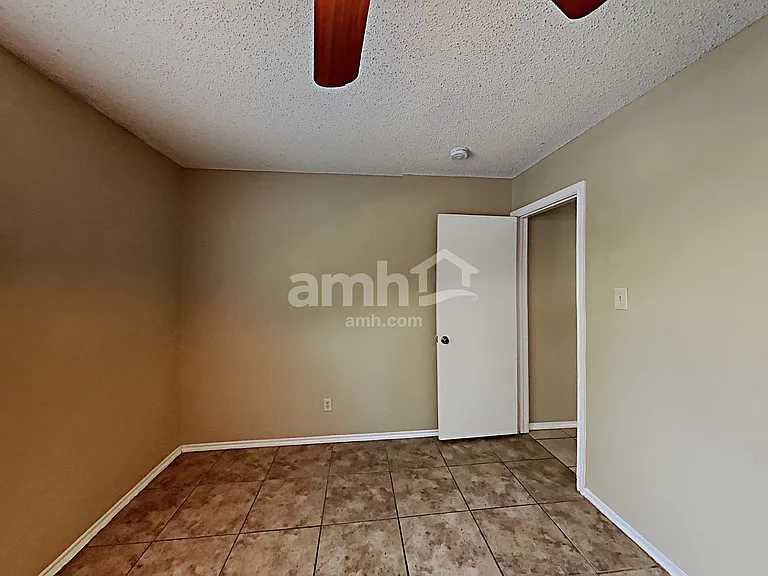 9731 Criswell Crk — Photo 14