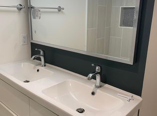 2717 S Arlington Ridge Rd #A, Arlington, VA 22202