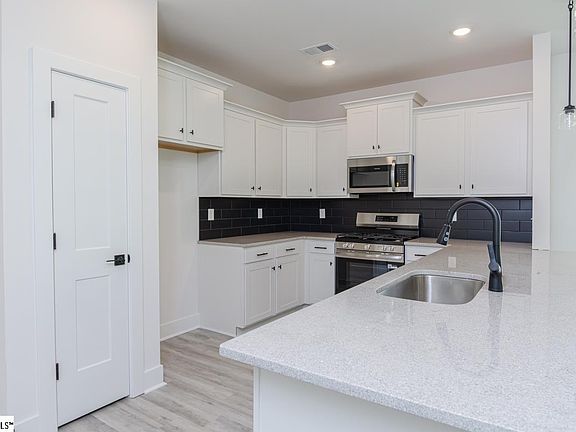5th image of 624 Farcroft Trl Lot 128