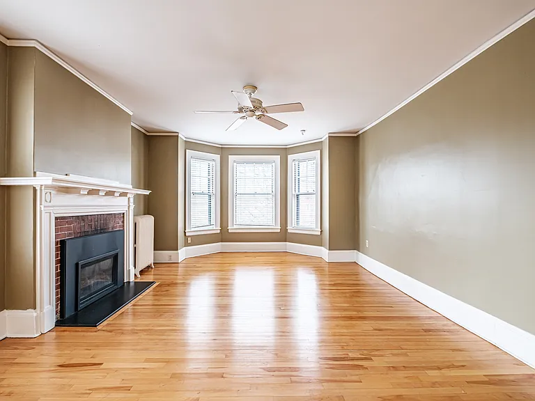199 Vaughan St #5 — Photo 6