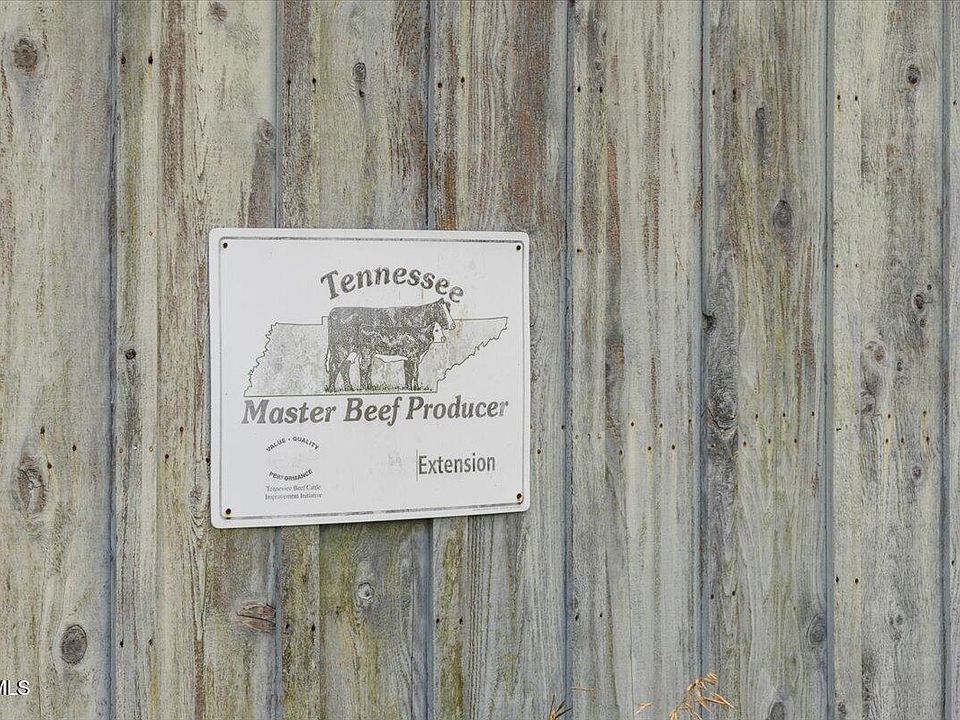 19th image of 628 Christian Bend Rd