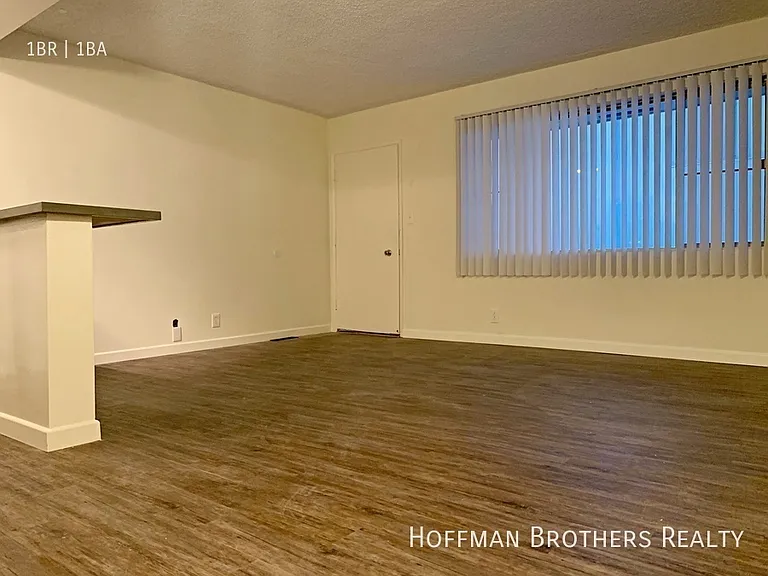 933 Wilcox Ave #1 — Photo 3