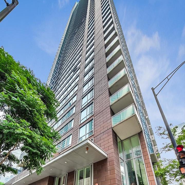 1st image of 505 N McClurg Ct APT 1506