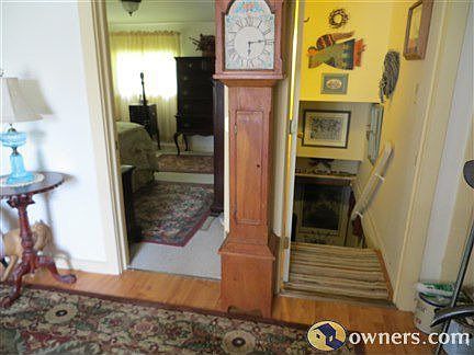 Stairs to 15' X 13' Family Rm.