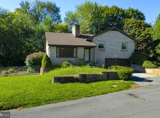 1507 W Race St, Martinsburg, WV 25401