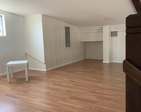 4th image of 7929 Blackburn Ave #C