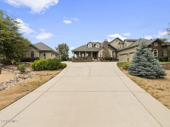 4th image of 2555 W Green Brier Dr