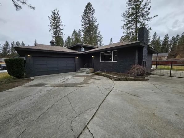 1217 E Bedivere Dr, Spokane, WA 99218