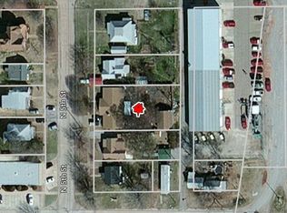 211 N 5th St, Kingfisher, OK 73750