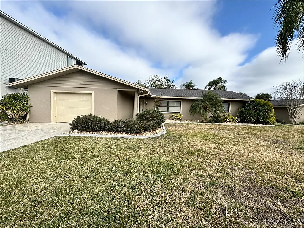 3 bed, 1660 sqft, $3,000 — Photo 3