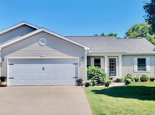 8916 Valleyview Ct, Saginaw, MI