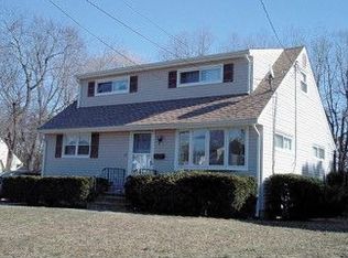 111 Salmon St, Brick, NJ 08723