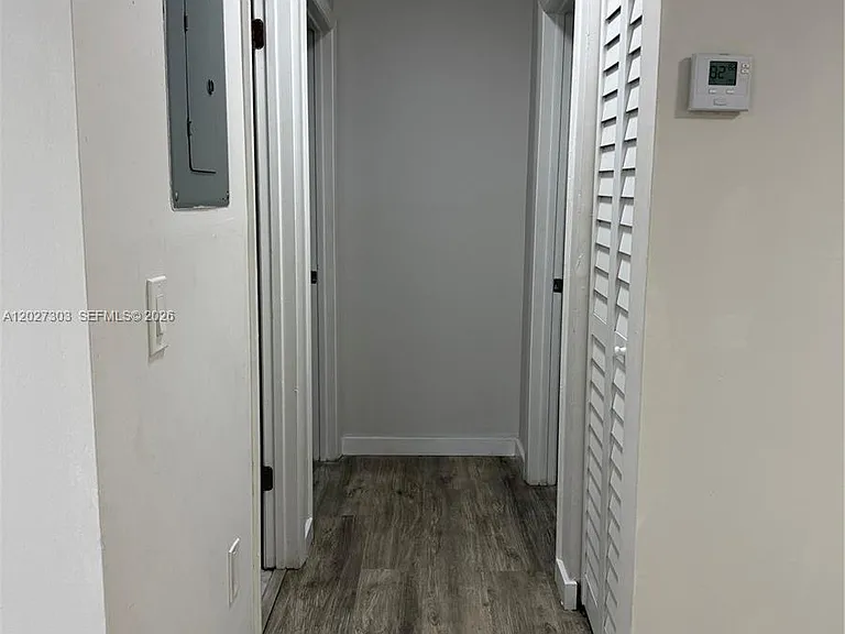 1580 SW 2nd St #4 — Photo 4
