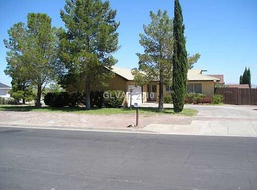 1st image of 180 W Sherwood Dr