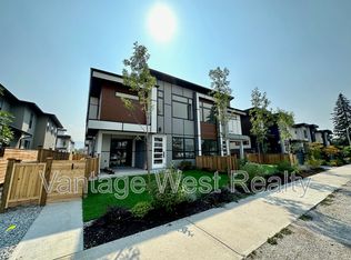 867 Morrison Ave #4, Kelowna, BC V1Y 5E6