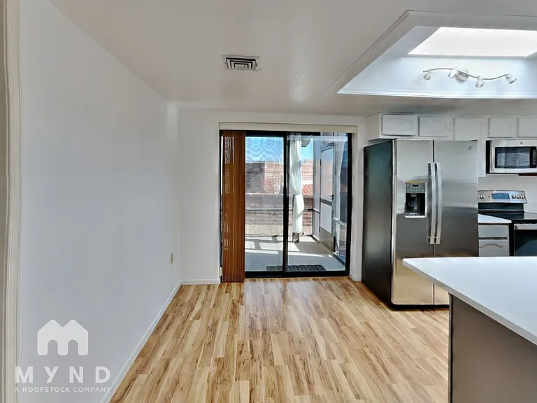 1750 W Camino Urbano — Photo 10