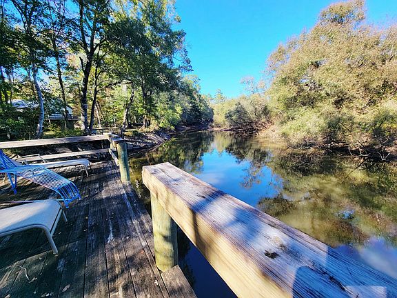 4th image of 1907 River Rd