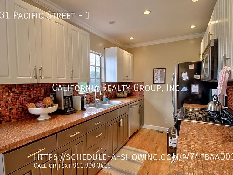 631 Pacific St #1 — Photo 9