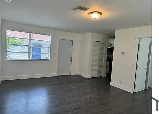 1842 Madison St #2 — Photo 10