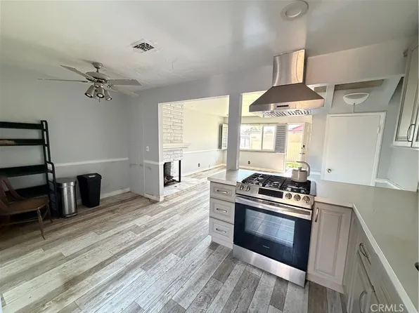 13656 Red Hill Ave #J-32, Tustin, CA 92780