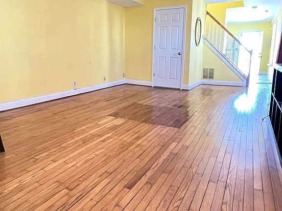 3rd image of 2516 Hollins Ferry Rd