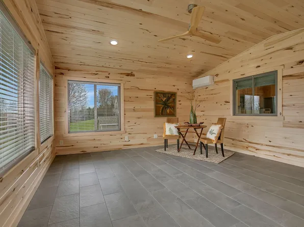 24047 County Road 23, Richmond, MN 56368