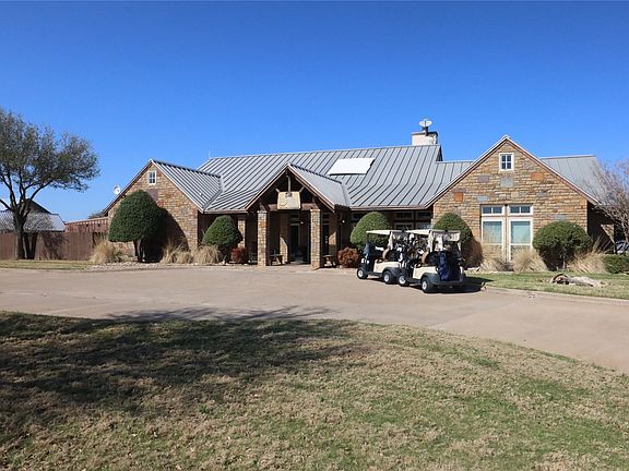 3rd image of 17 Turnberry Loop